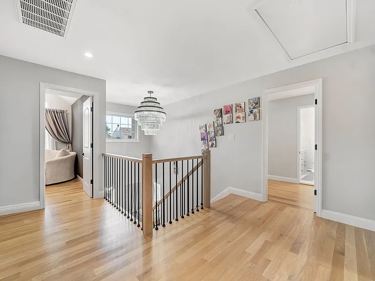 2245 Plum Tree Rd N — Photo 27
