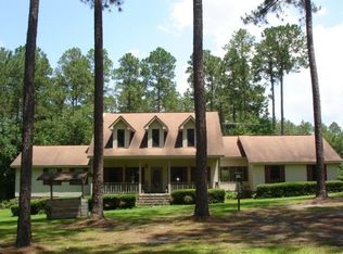 57 Yvonne Ln, Baxley, GA 31513