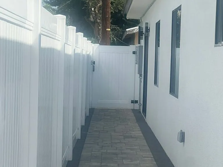 7317 -7321 Garden Grove Avenue — Photo 136
