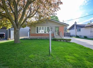 67 Ruskview Rd, Kitchener, ON N2M4S1