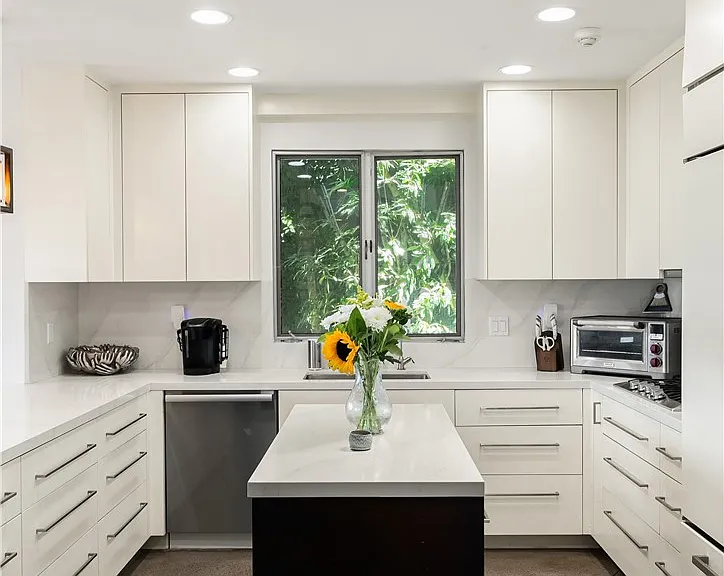 3230 Tyrol Dr — Photo 14