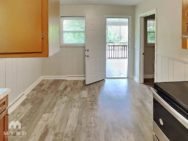 5201 Pinebrook Dr — Photo 5
