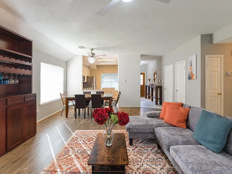 46 S Wynnoak Cir — Photo 21