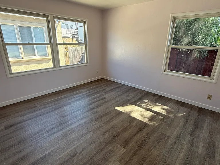 3812 King Ln #3814 — Photo 11