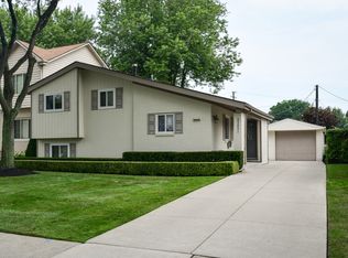22631 Liberty St, Saint Clair Shores, MI 48080