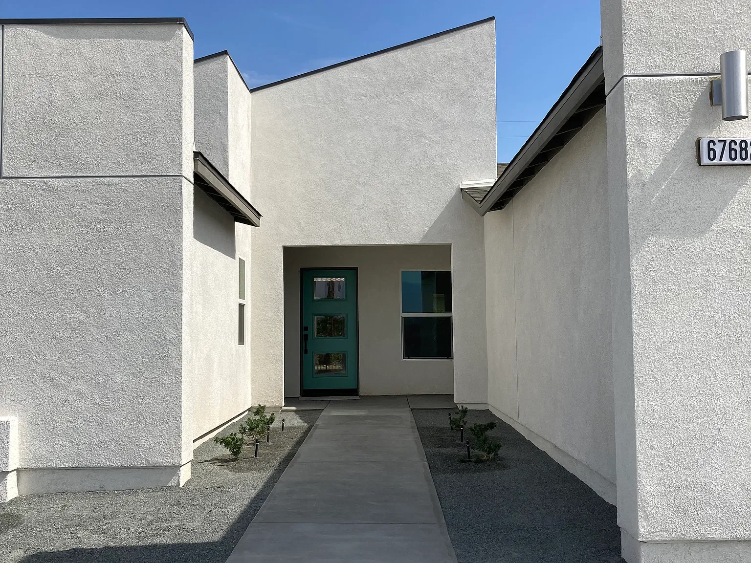 67682 Roundup Dr — Photo 2