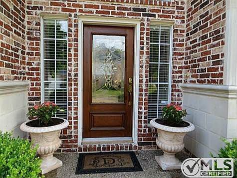 2nd image of 2505 Highgate Dr