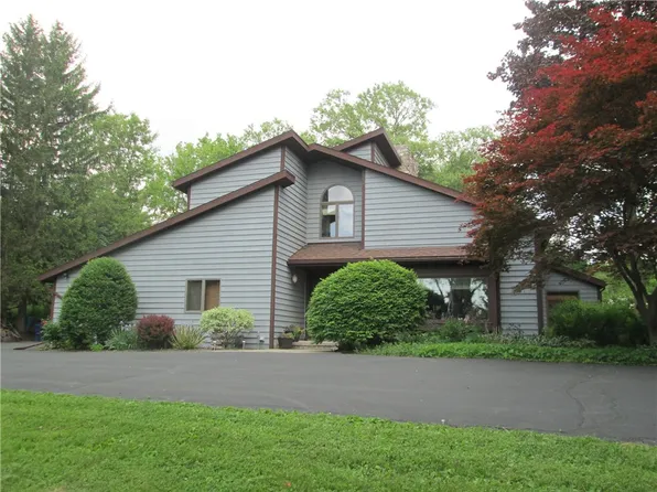 440 North Ave, Avon, NY 14414