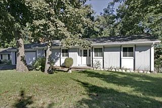 3rd image of 8210 Heritage Dr
