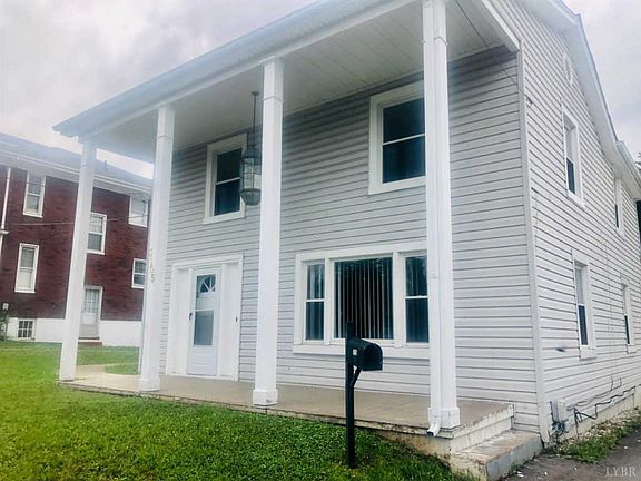 2nd image of 3105 Fort Ave