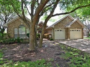 1906 Meadow Ridge Dr, Taylor, TX 76574