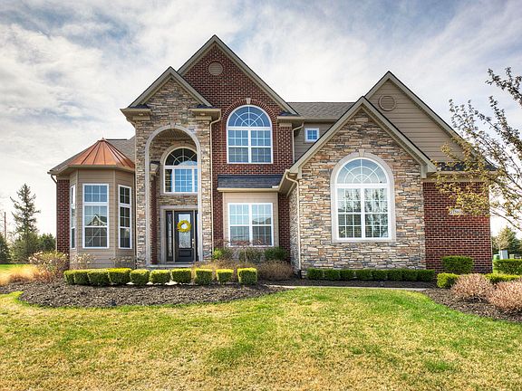 2nd image of 51583 Turnburry Dr