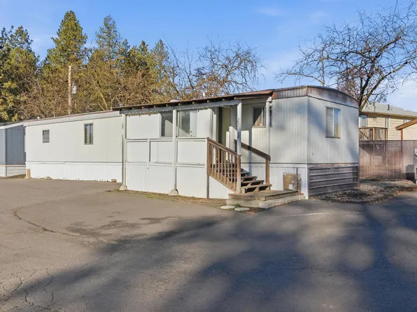 840 W 1st St, Cheney, WA 99004