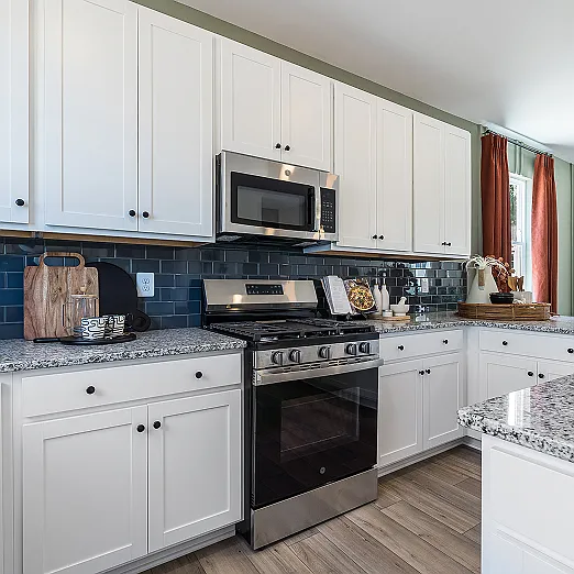 8733 Whitman Dr — Photo 10