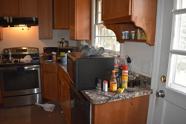 409 N Lynn Dr — Photo 2