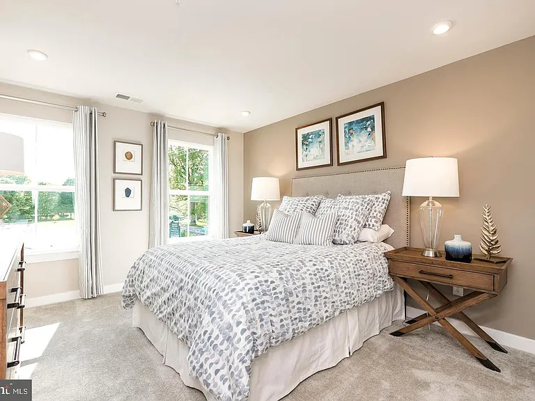 1201 Benjamin Dr — Photo 12