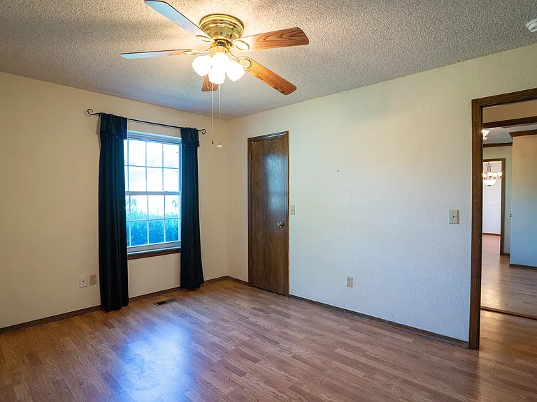 2221 W Memphis Pl — Photo 17