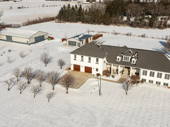 10951 County 8 Rd SW, Stewartville, MN 55976