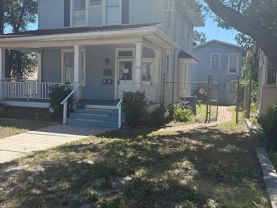 210 S Magnolia Ave #4