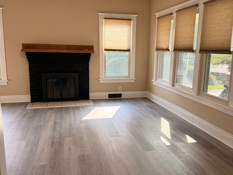 5788 Louisville St — Photo 1