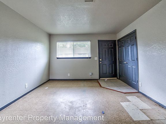 3rd image of 1306 N Irvington Ave #B