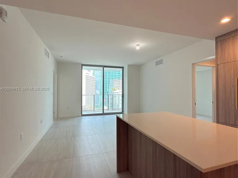 77 SE 5th St #1602 — Photo 5