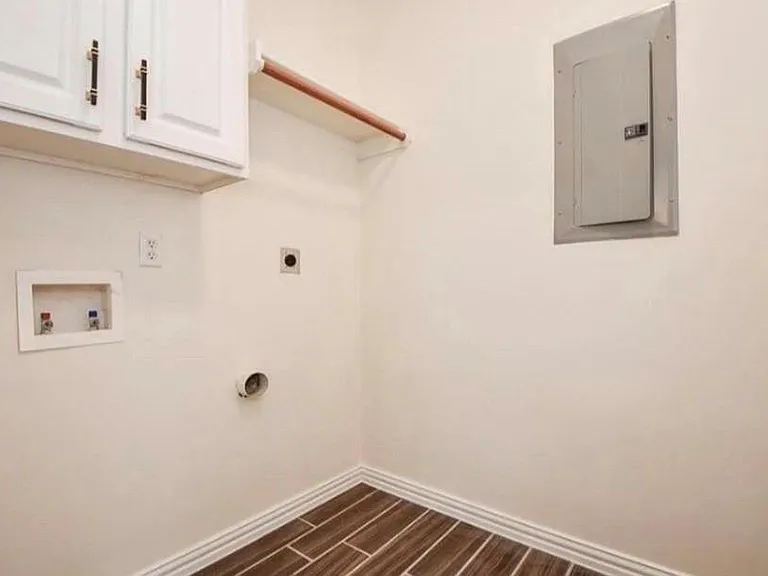 12755 Mill Ridge Dr #905 — Photo 32