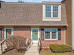 29 Whitney Ln #29, Glastonbury, CT 06033