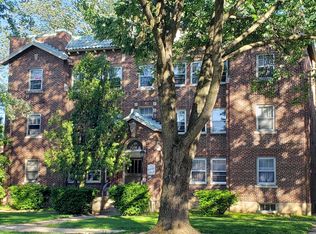 2821 Monroe St #123, Madison, WI 53711