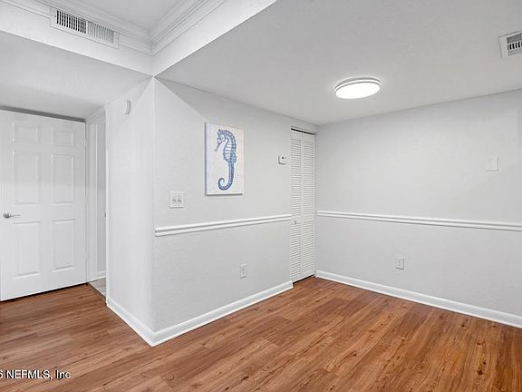 5th image of 100 FAIRWAY PARK Boulevard #802