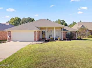 137 Copper Ridge Ln, Florence, MS 39073