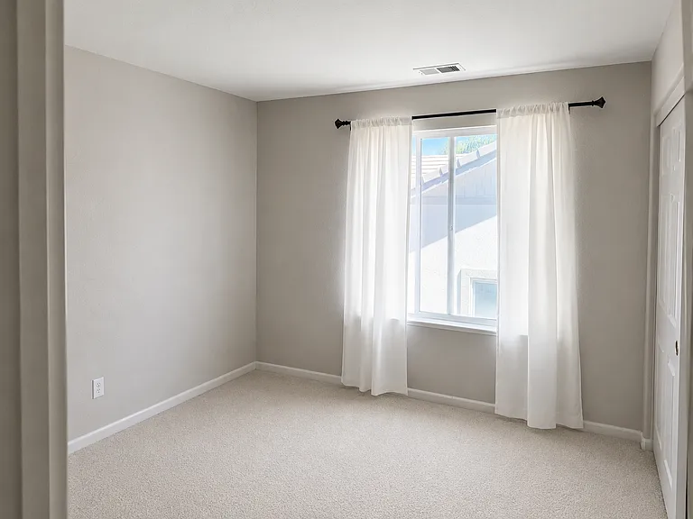 256 Putter Dr — Photo 15