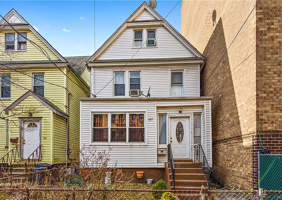 1st image of 507 Van Cortlandt Park Ave