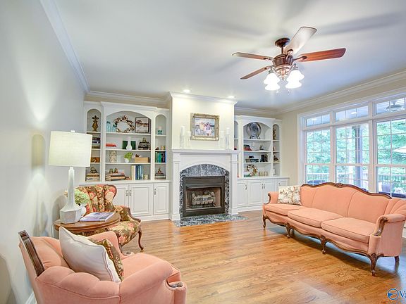 4th image of 24555 Richmond Dr
