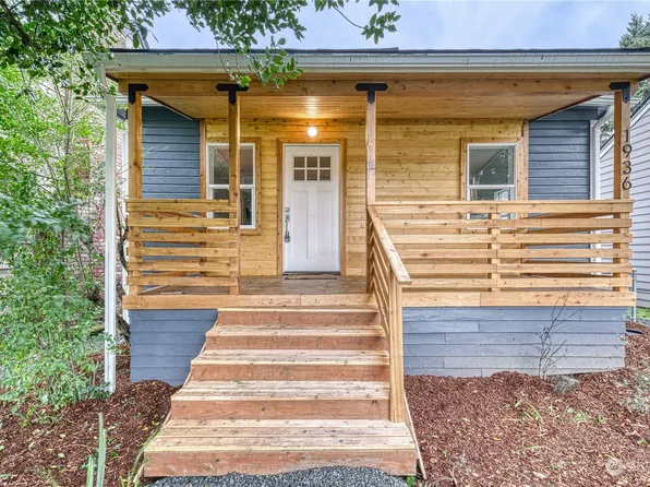 1936 Gregory Way, Bremerton, WA 98337