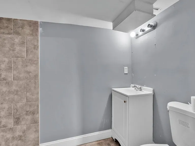 2617 E Preston St — Photo 21