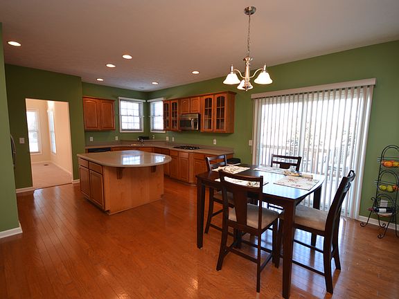 2nd image of 8838 Pin Oak Dr