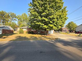 901 Gloria Ave, Lima, OH 45805