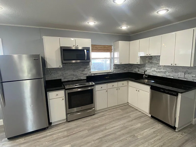 470 129th Ave E #1 — Photo 12