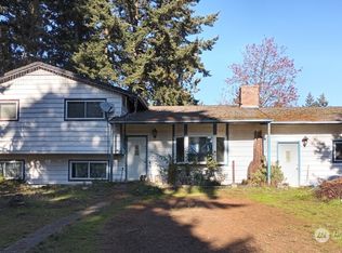 1213 W 17th St, Port Angeles, WA