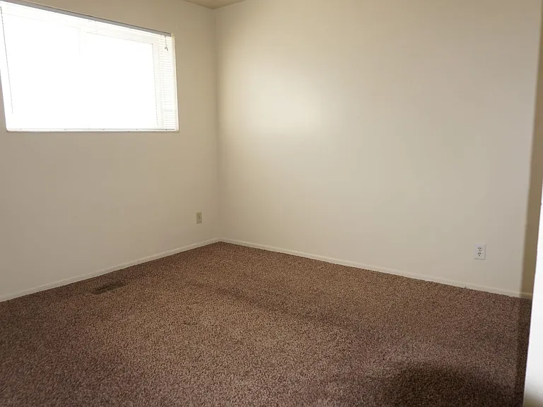 8287 S Ivy Dr — Photo 7
