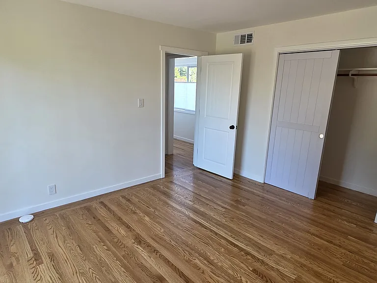 2222 Oakdale Rd — Photo 20