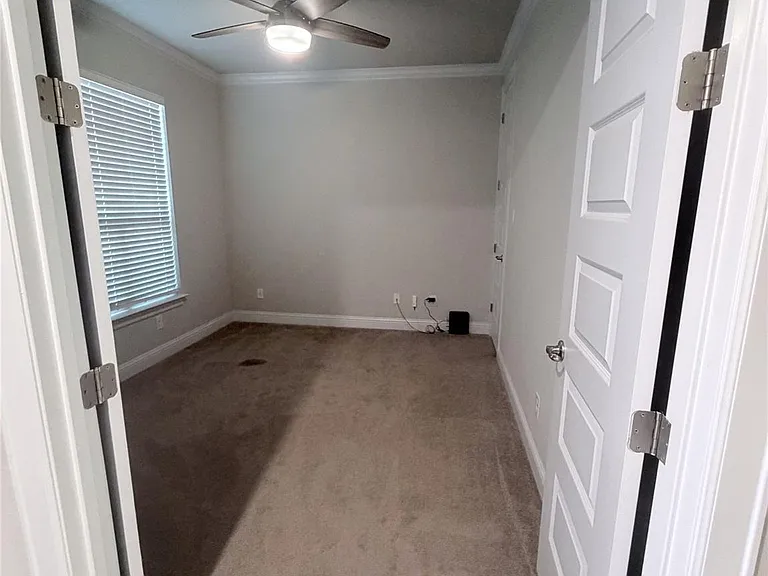 2332 Base Burner Path — Photo 14