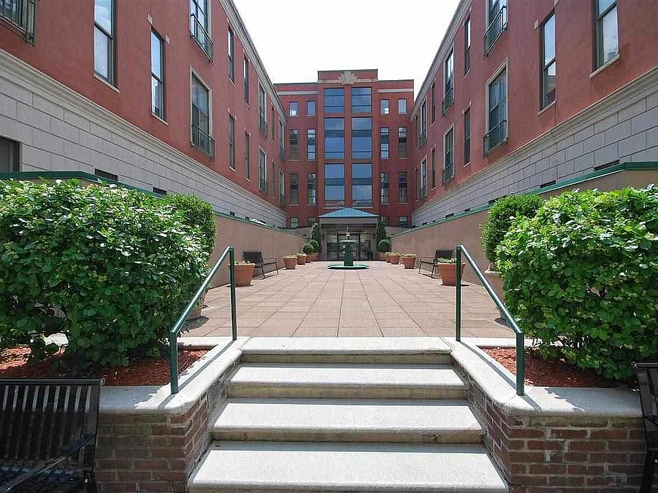 1st image of 518 Gregory Ave #C207