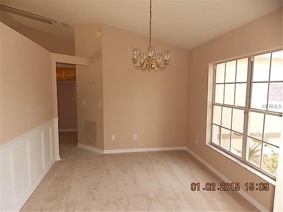 3rd image of 1456 Summit Hill Dr