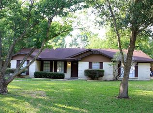 313 Meyer St, Alvin, TX 77511