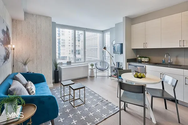 Rented by MNS Marketing | media 1