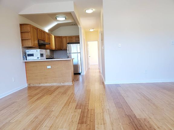 4th image of 17610 132nd Ave Floor 2
