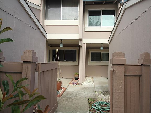 3rd image of 1446 Millich Ln