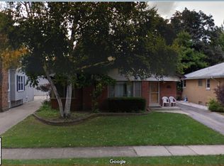 214 S Louis St, Mount Prospect, IL 60056